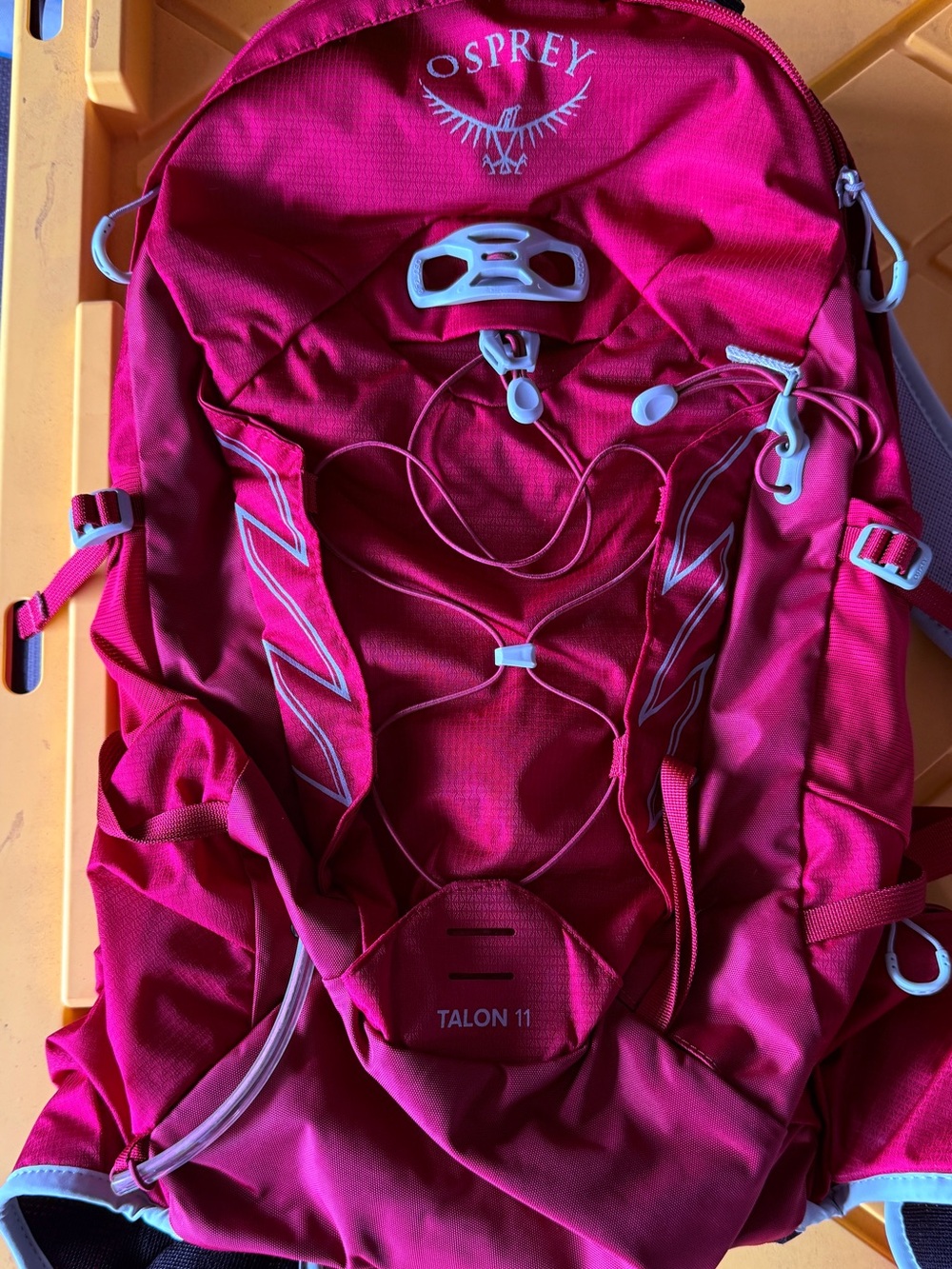 OSPREY Talon 11 Women's Hot Pink Backpack